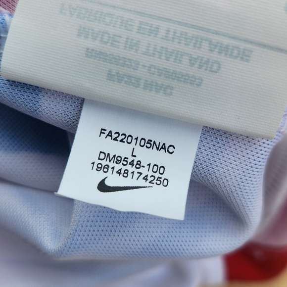 - PRODUCT SPECIFICATIONS -Brand: NikeModel: Pregame soccer Product Code: DM95 - Picture 6 of 8